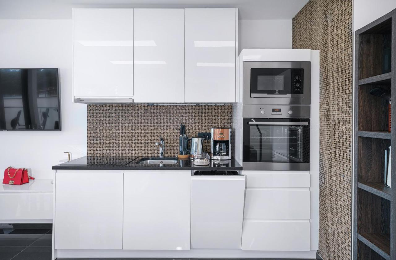 Alexandra Apartments Трибунь Экстерьер фото